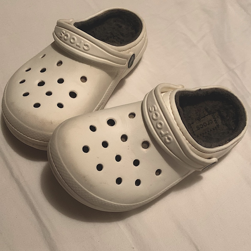 Kids’ Classic Lined Clog White Fuzzy Crocs Size C13